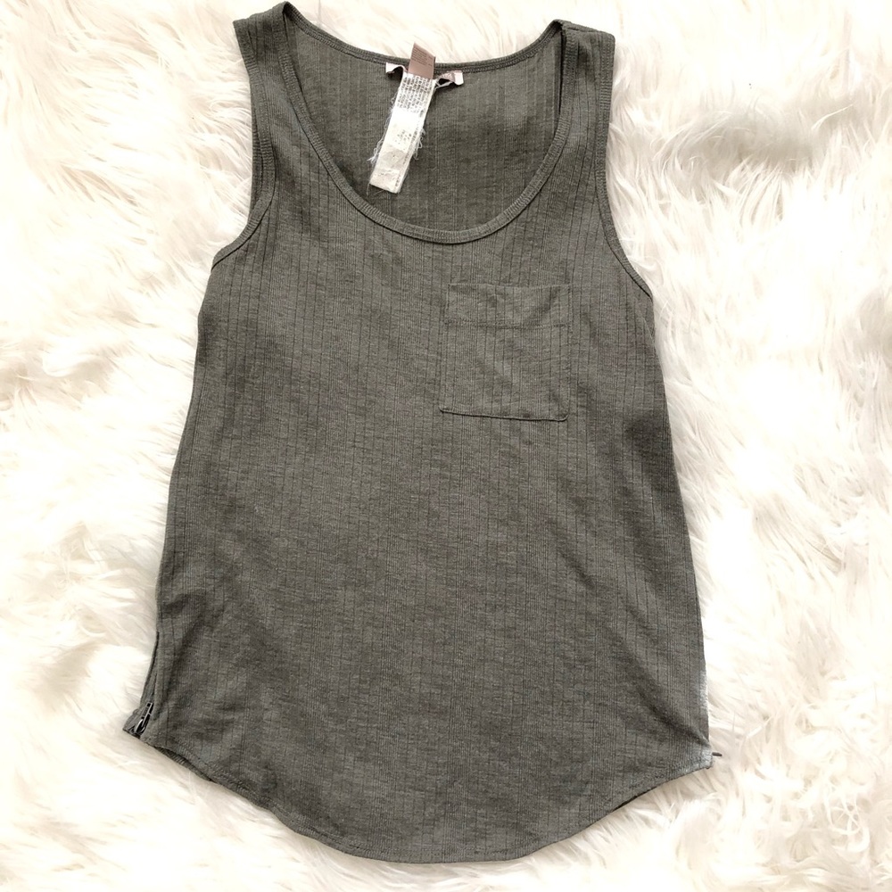 Green tank top with zipper sides